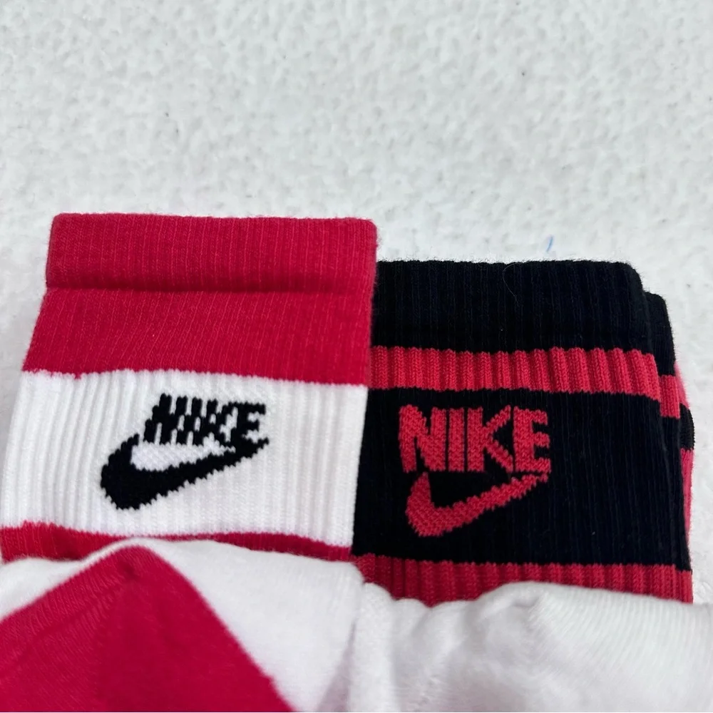 Nike Everyday Cushioned Crew Socks
